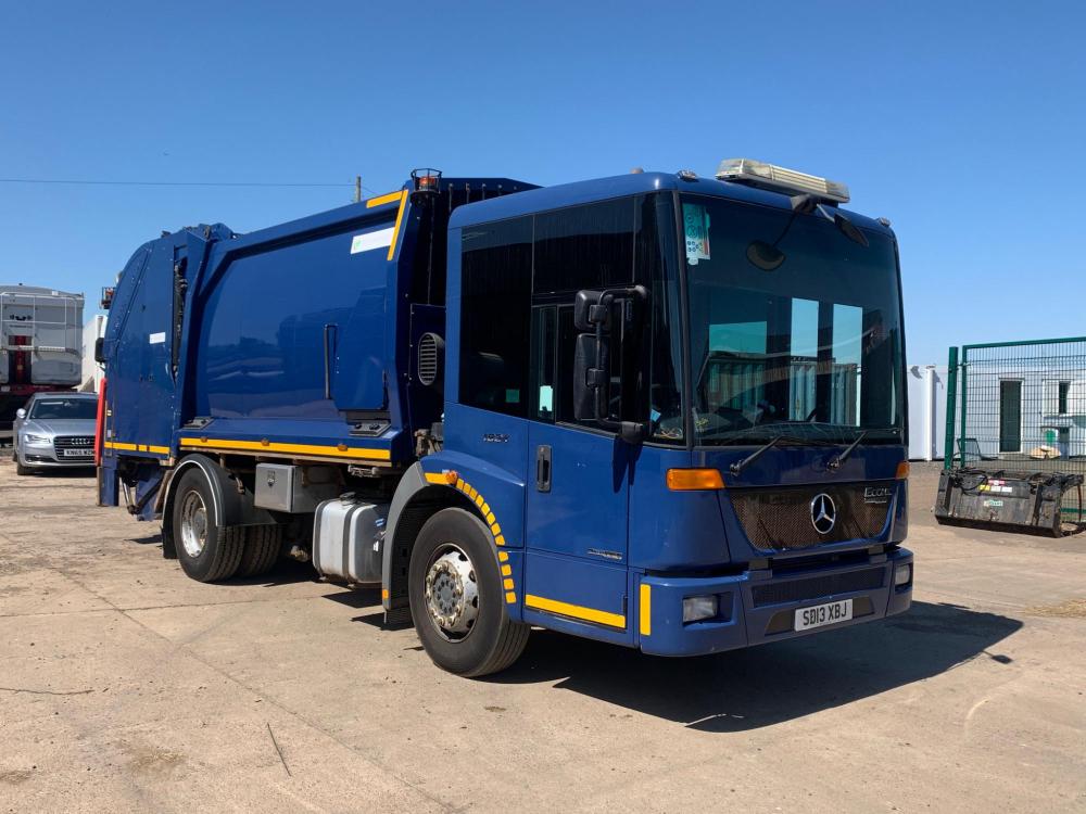 2013 (13) Mercedes Econic 1824 bin lorry for Sale Strathclyde Commercials