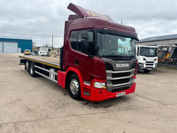 2018 (68) Scania P320 Flatbed